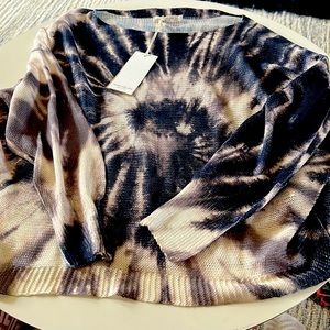 Anna Melani women’s sweater top